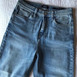 BDG Girlfriend Jeans